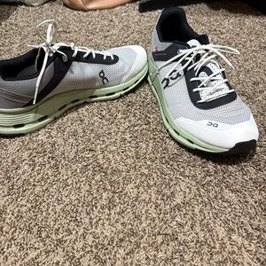 On Running Men's Gray, black and green athletic Shoes